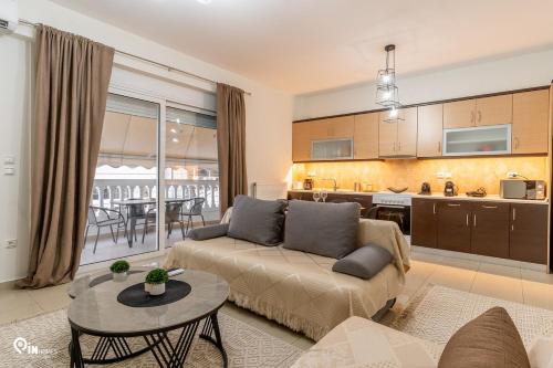 Aigaleo Apartment | Emeralds - Premium & Modern Stay in Egaleo-Athens