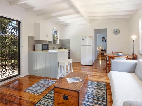 Hawks Nest House | Enjoy the soothing sea breeze