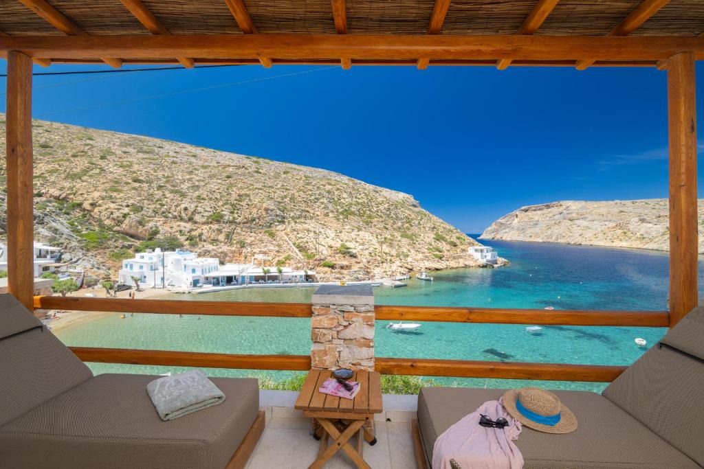 Herronisos Apartment | Ethereal House - Seafront by Cheronissos Beach