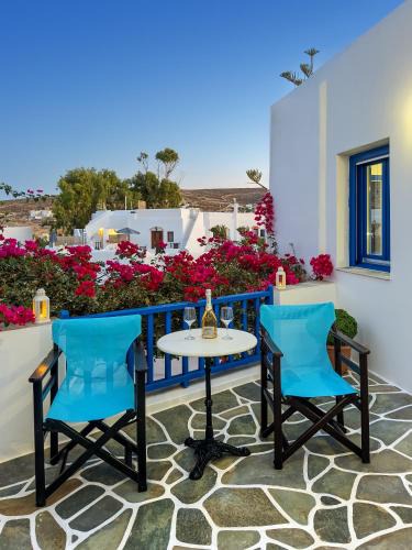 Folegandros Town House | Evgenia Rooms