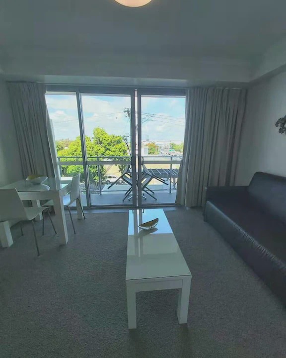 Mackay Apartment | Exceptional apartment in the Heart of Mackay!