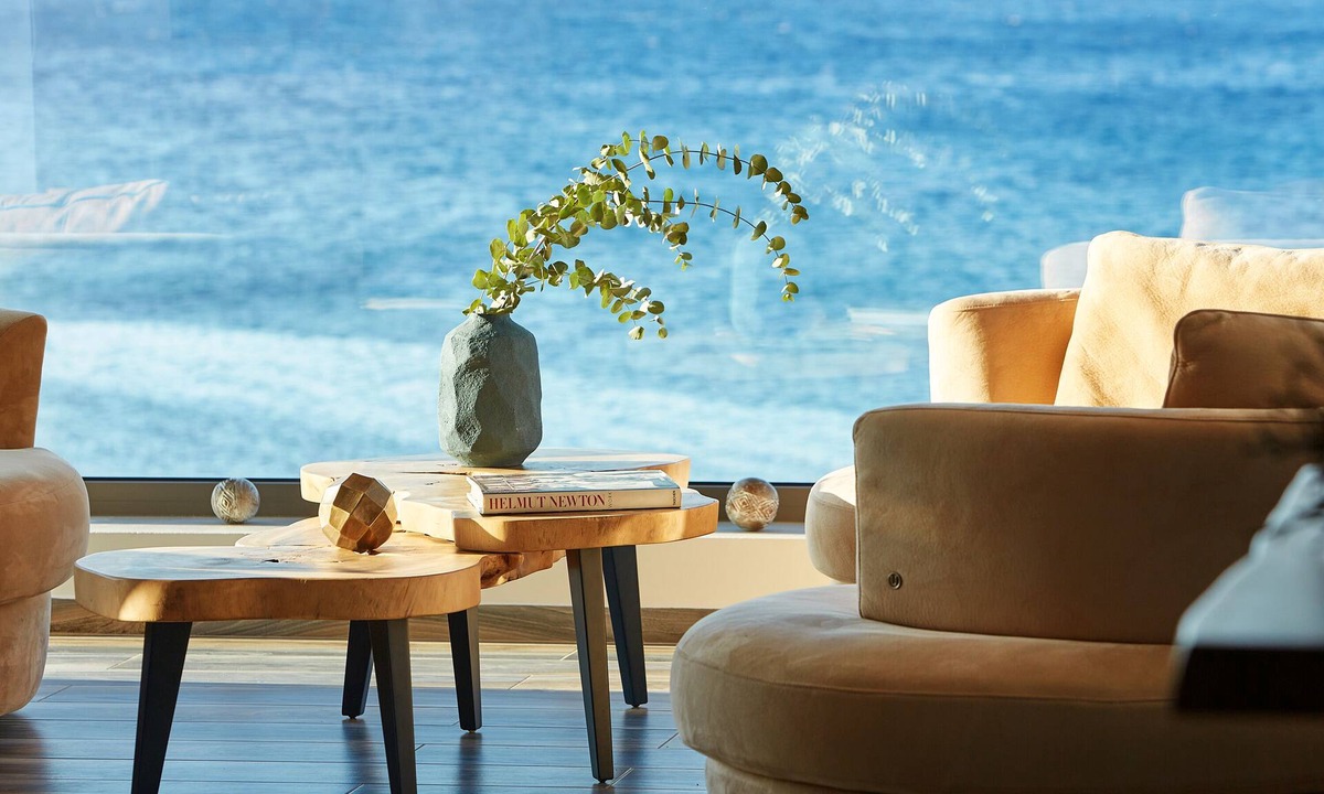 Koutsouras Condo | Exclusive beachfront penthouse retreat with private hot tub