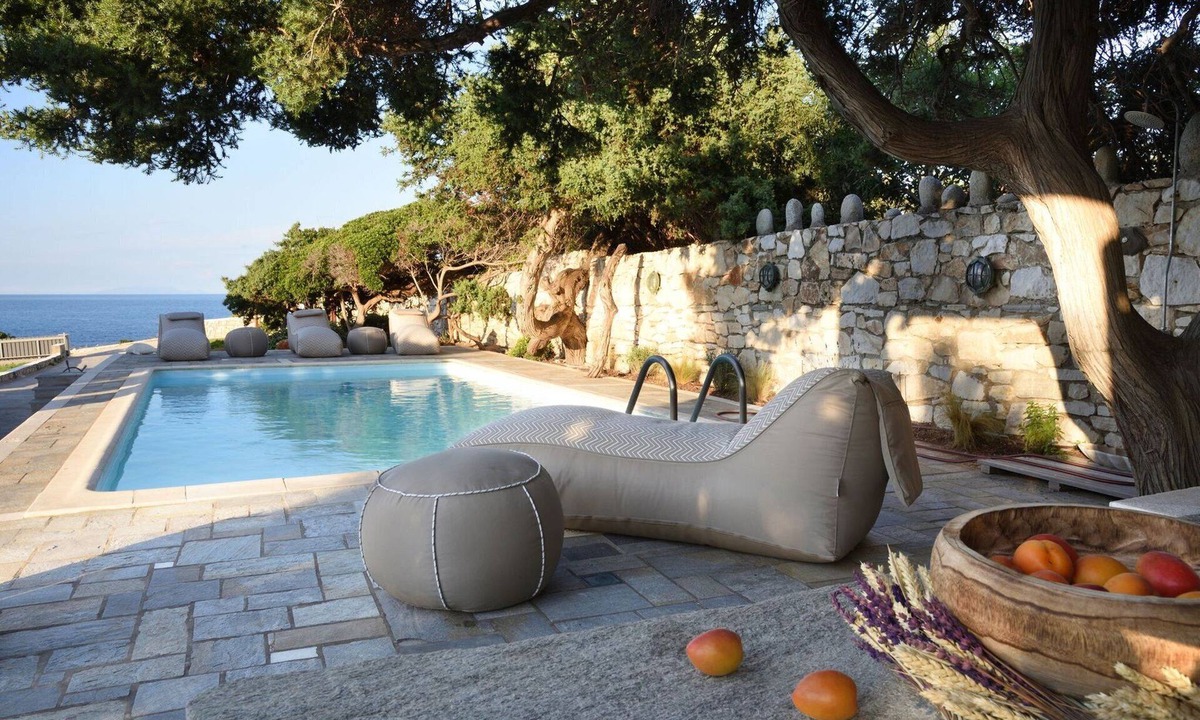 Paros Villa | Executive Paros Villa | 5 Bedrooms | Villa Beachfront Supreme | Beachfront Sea