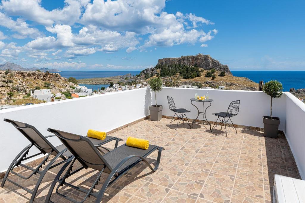 Lindos Apartment | Flora Studios