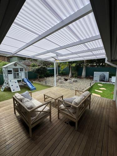 Forster House | Four Palms Forster Luxe Spacious Pet Friendly