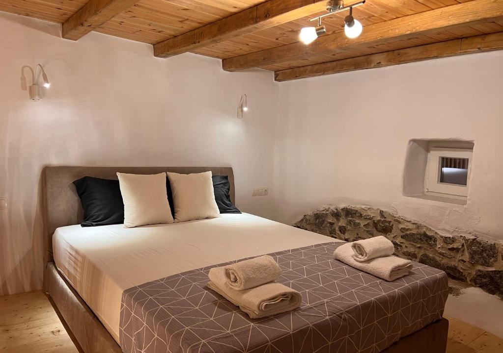 Glinado Apartment | Gala Loft Traditional Stone House