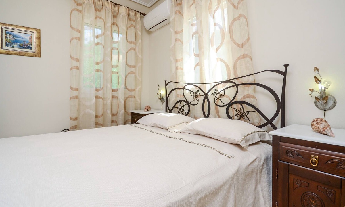 Maragas Apartment | GARDEN APARTMENT - Magnificent views - 100m from the sea A.M.A. 212729