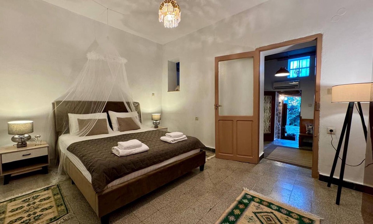 Rhodes Old Town Apartment | George & Michael Traditional House in Old town