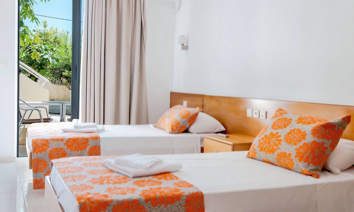 Afandou Hotel | Georgia Plus