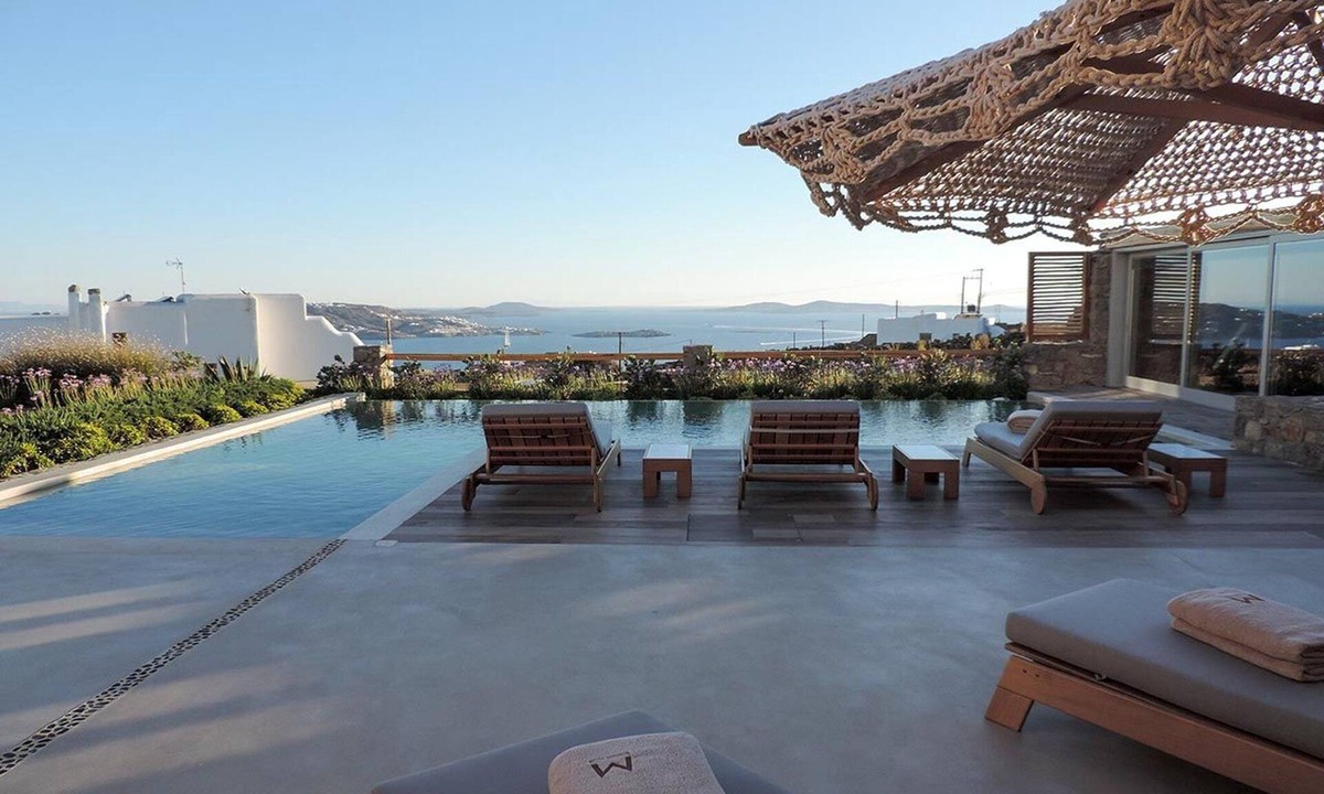 Tourlos Villa | Glorious Mykonos Villa | Villa Demelza | 5 Bedrooms | Spacious Furnished