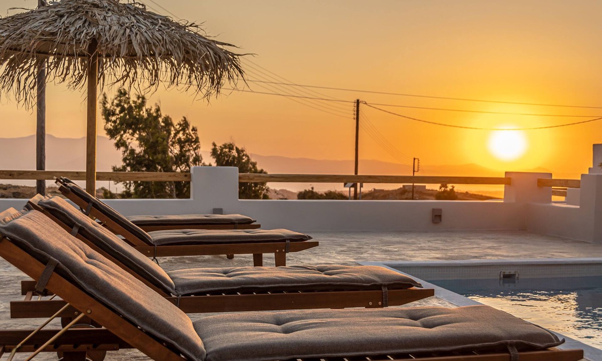 Vivlos Villa | Golden Sand Deluxe Villa