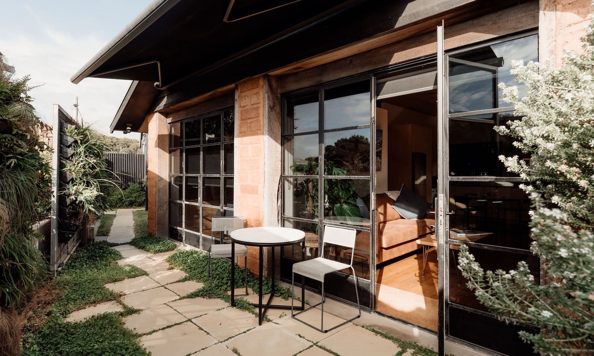 Surf Beach Cottage | Great 50 meter square architectural fitout with a cosy modern vibe to relax in