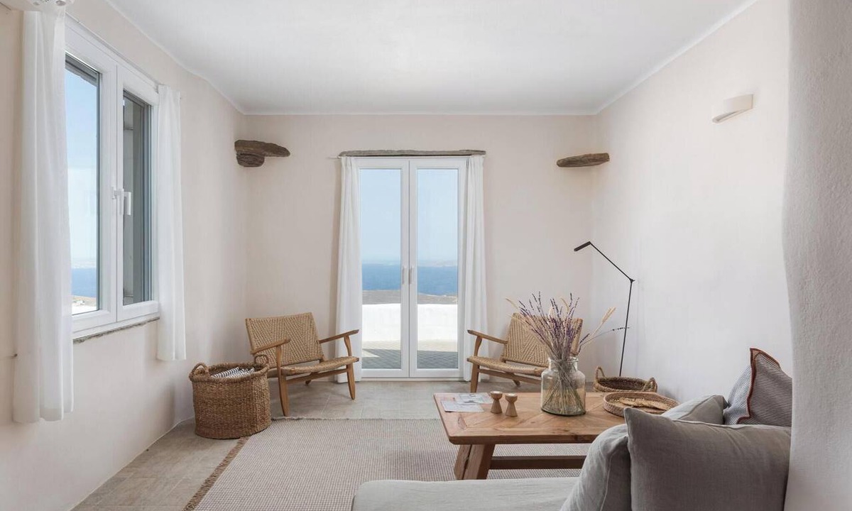 Tinos Apartment | Green 3 by Morfes Luxury Apartments