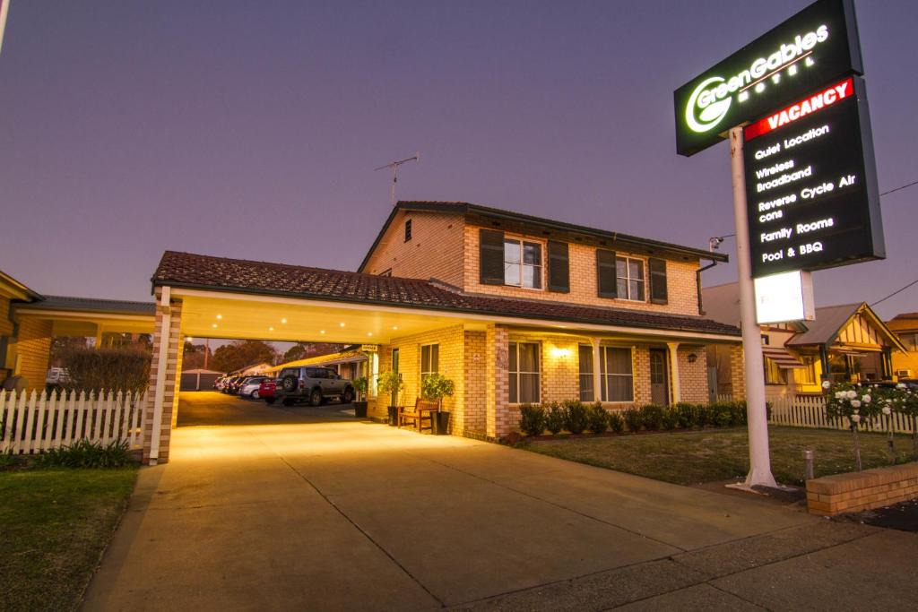 Dubbo Hotel | Green Gables Motel
