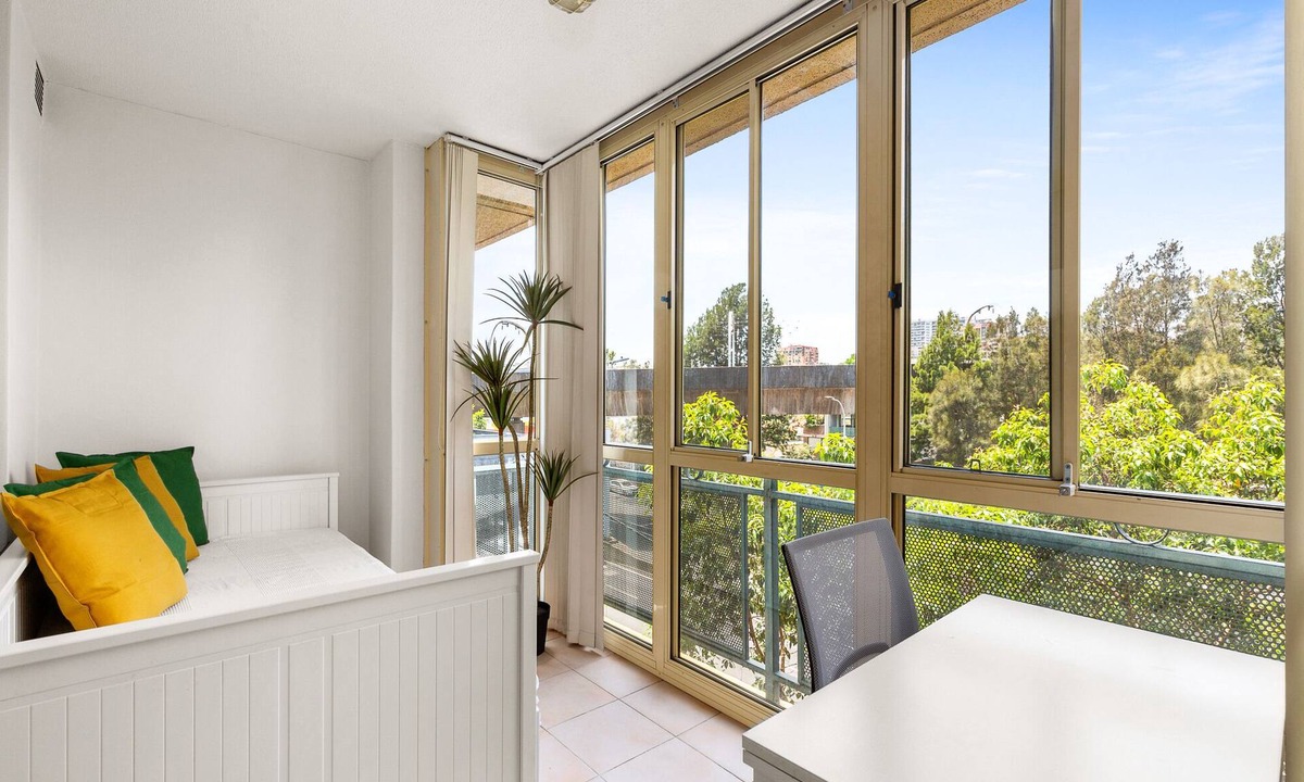 Woolloomooloo Apartment | Green Views & Great Location: Inner-City 1-Bed