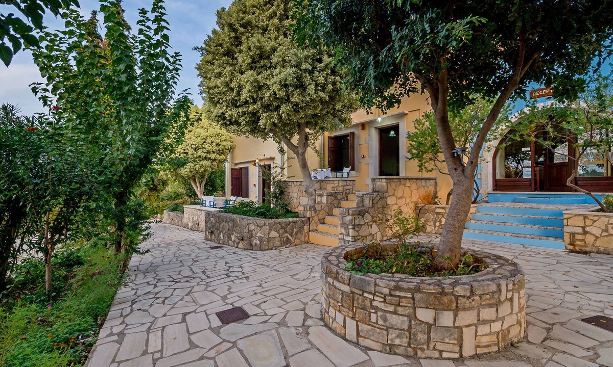 Douliana House | Group accommodations in separate houses