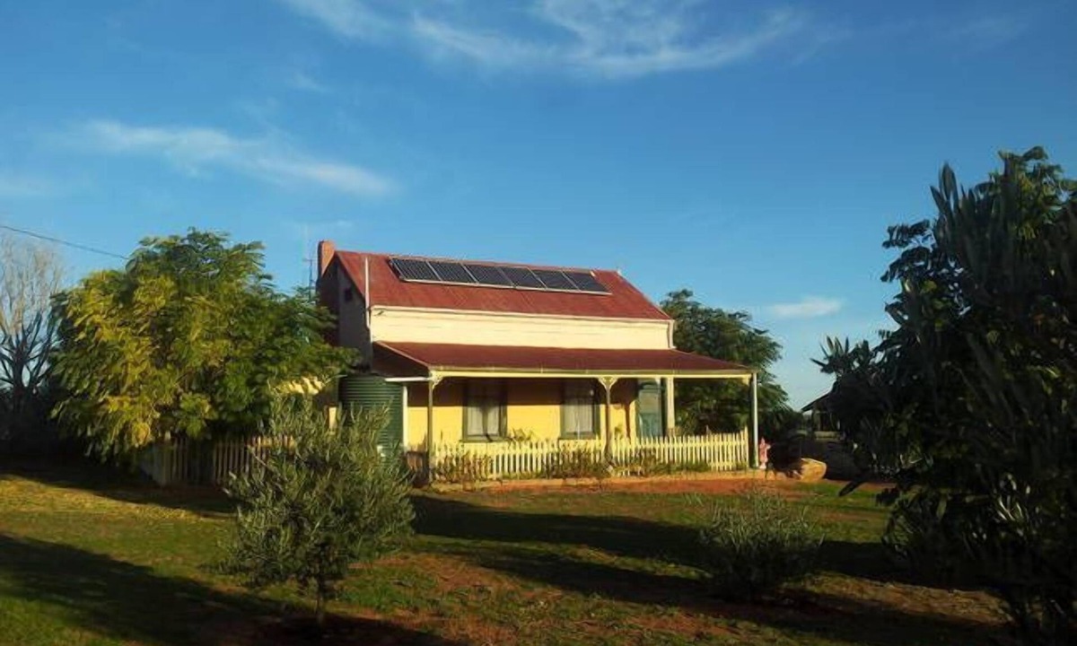 Gum Paddock Country Cottage | Broken Hill