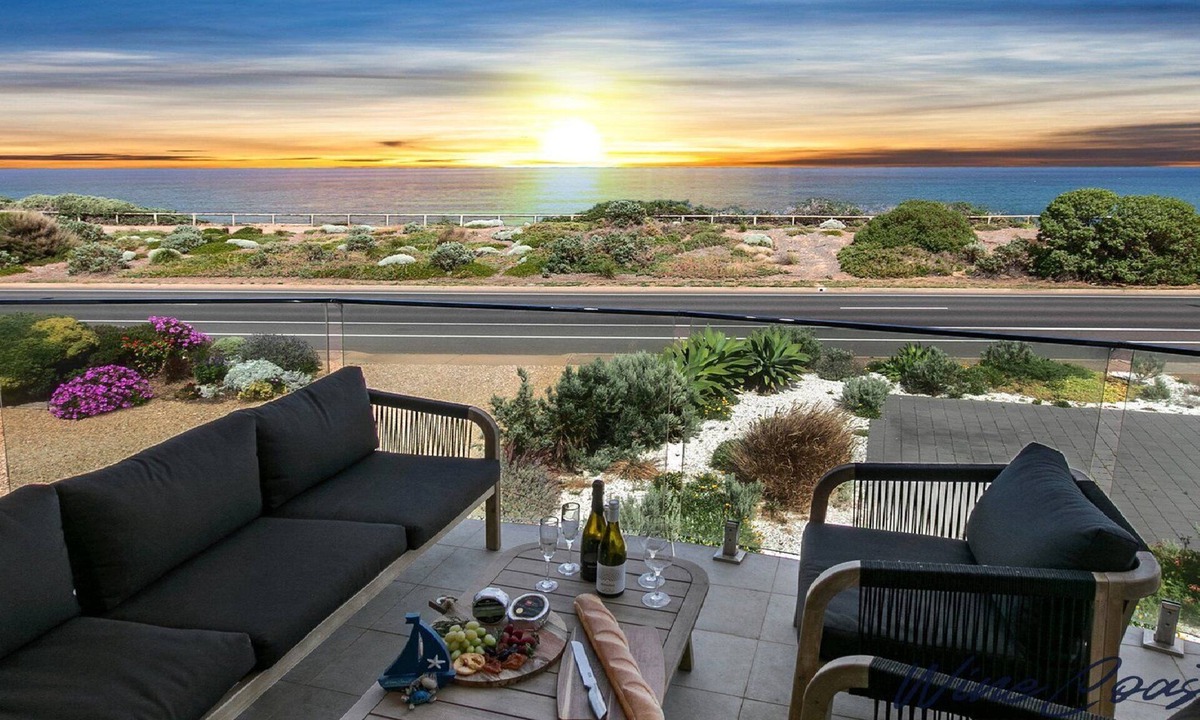 Seaford House | HaltandHide by Wine Coast Holiday Rentals