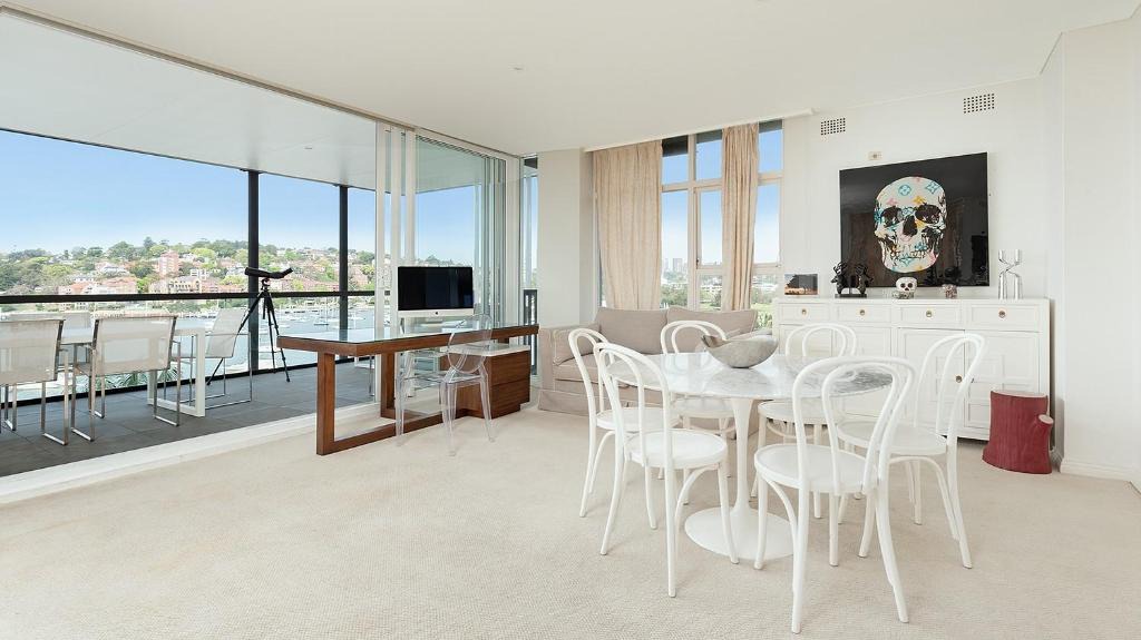 Darling Point Apartment | HARBOUR FRONT SINGLE LEVEL APARTMENT