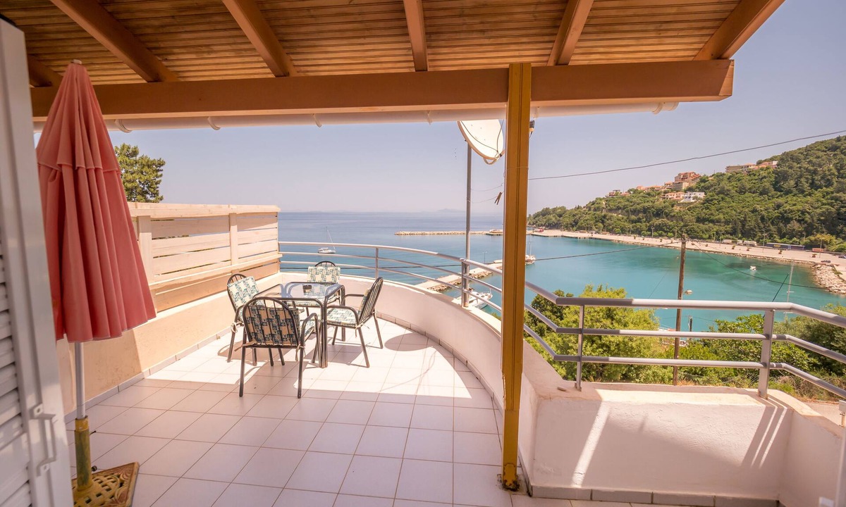 Eleios-Pronnoi House | Harbour View - Oceanis Apartments