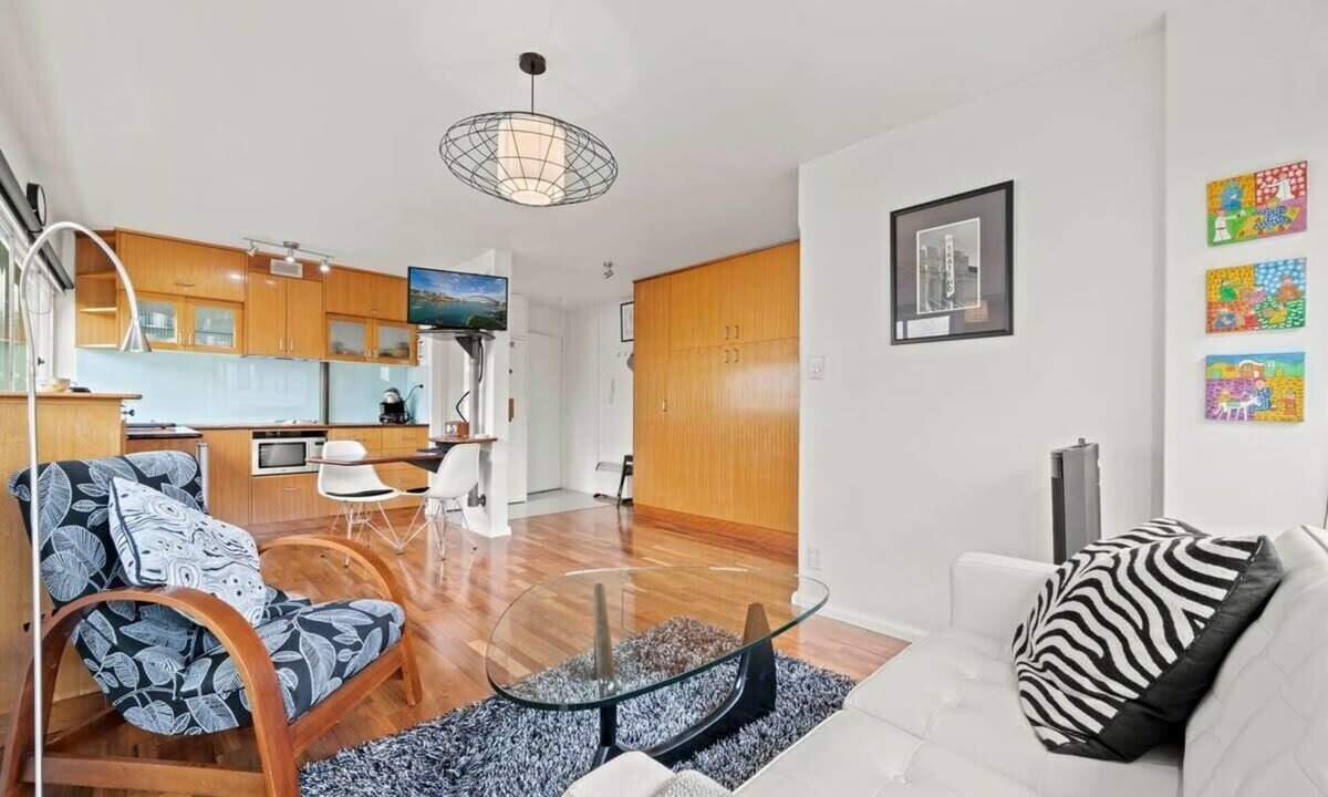 City | Potts Point