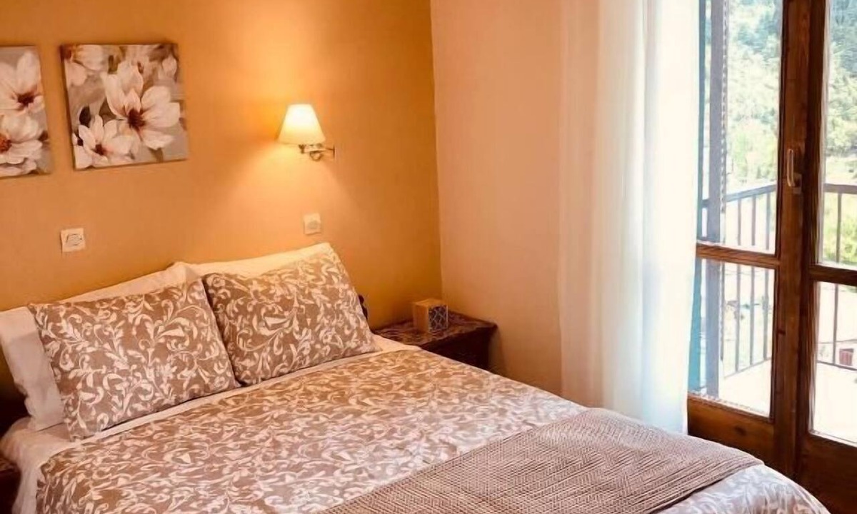 Mikro Chorio Hotel | Helidona