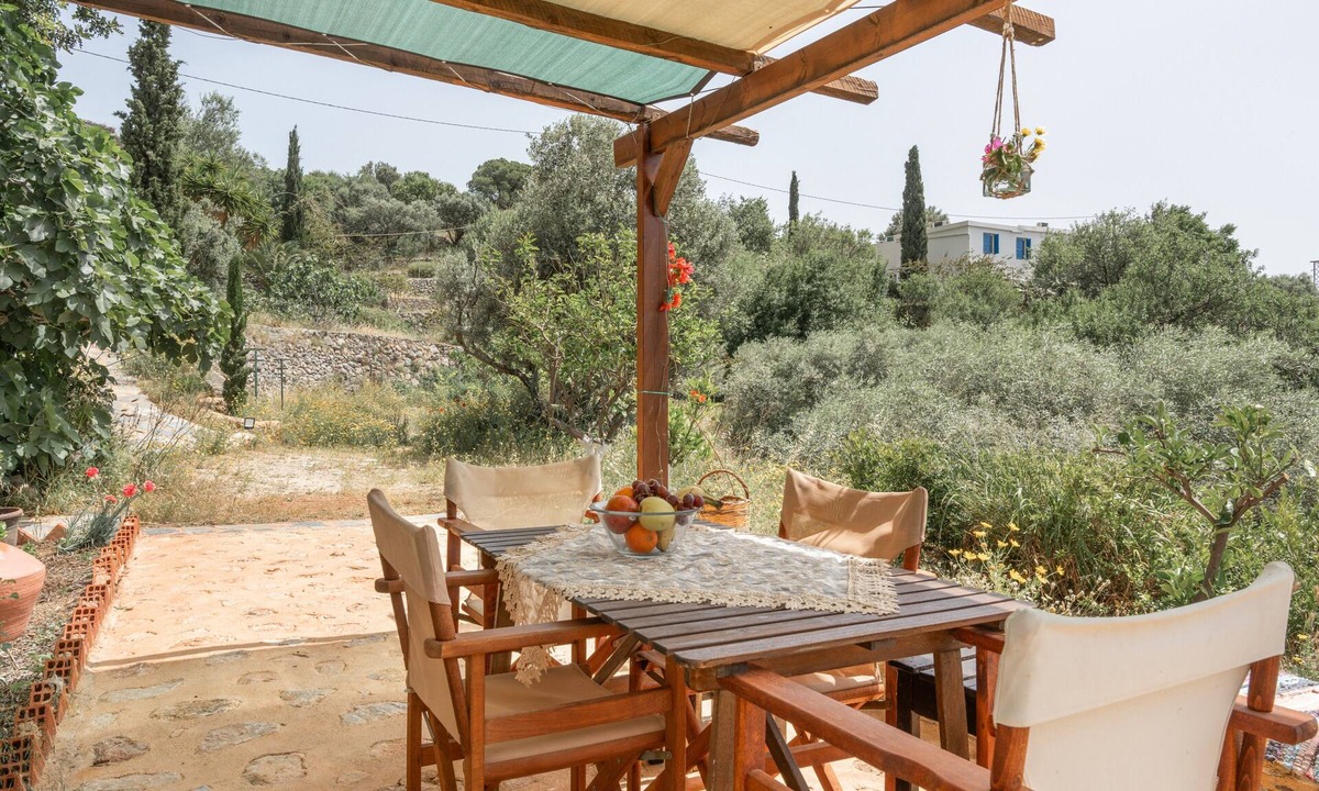 Panormos House | Holiday Home 'Boutique Stone Cottage' with Sea View, Wi-Fi and Air Conditioning