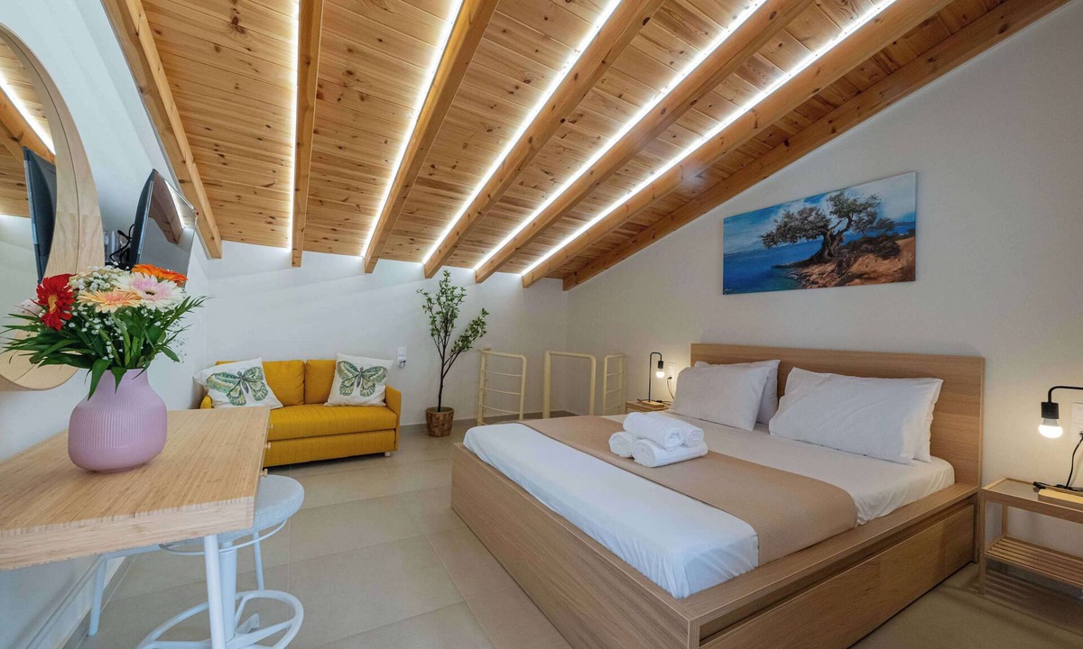 Kalamata Apartment | Home Easy Kalamata - Central Stylish Maisonette B2