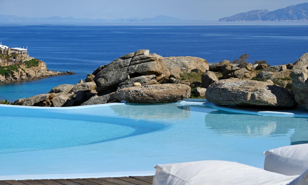 Paradise Villa | Homerez - Big villa 800 m away from the beach for 12 ppl. with swimming-pool