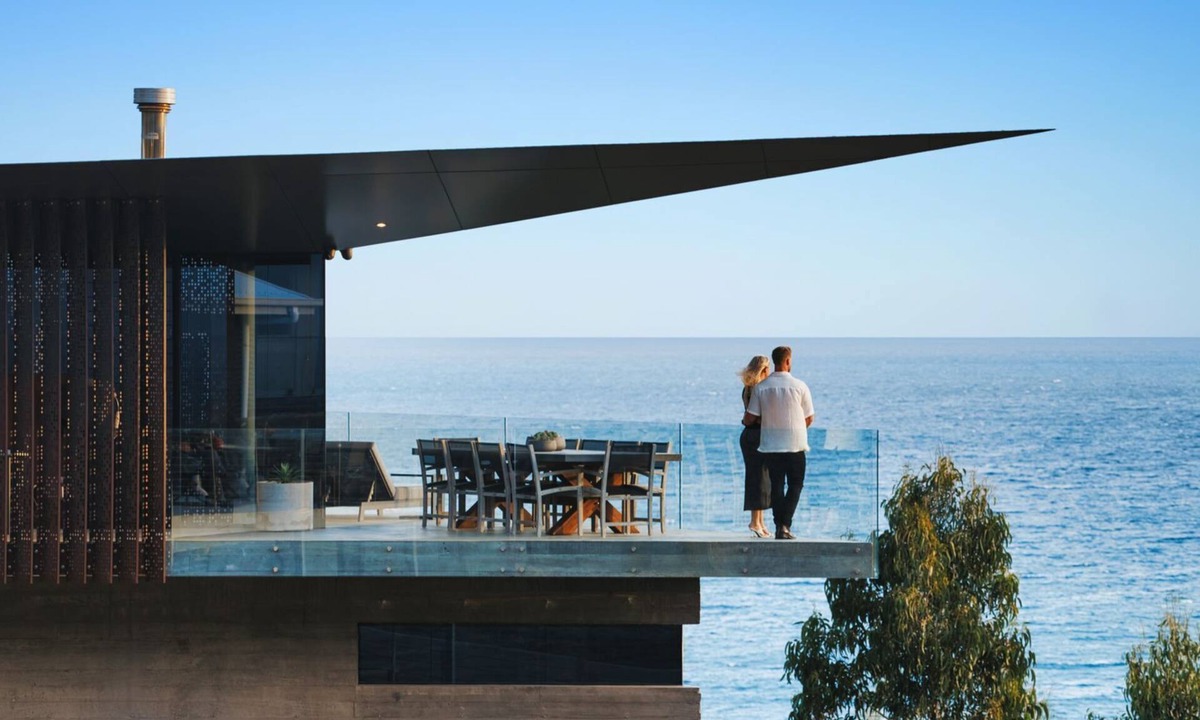 Separation Creek House | Horizons Architectural vacation gem