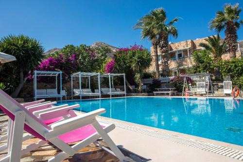 Livadia Hotel | Hotel Irini