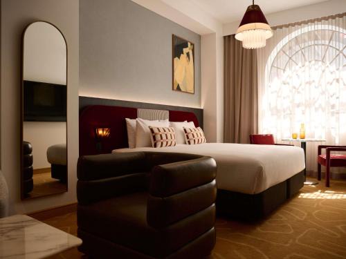 Haymarket Hotel | Hotel Morris Sydney, Handwritten Collection