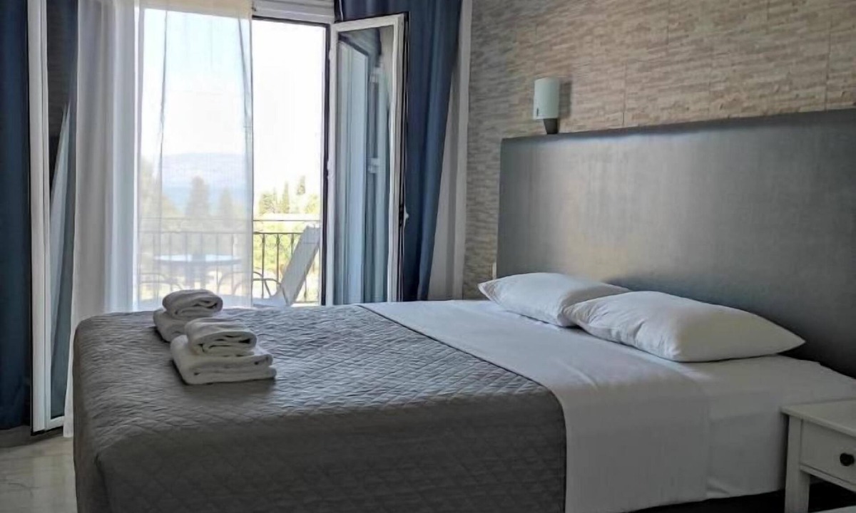 Dassia Hotel | Hotel Tina