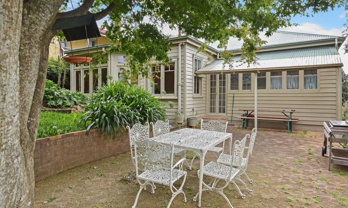 Katoomba Cottage | Idlehour Cottage Lovely views