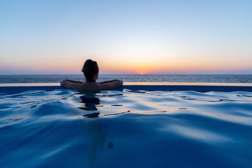 Armenistis House | Ikarian Endless Blue