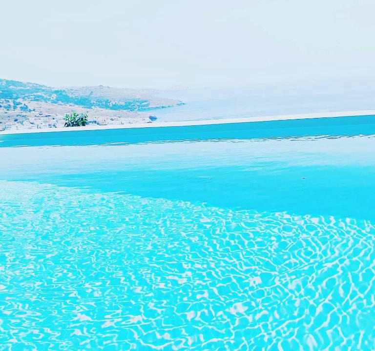 Ydrousa Hotel | Iliades Luxury Boutique Suites
