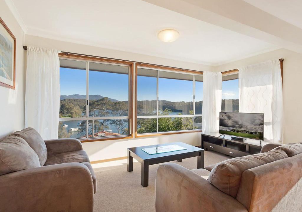 Narooma House | Inlet Views at The Loop
