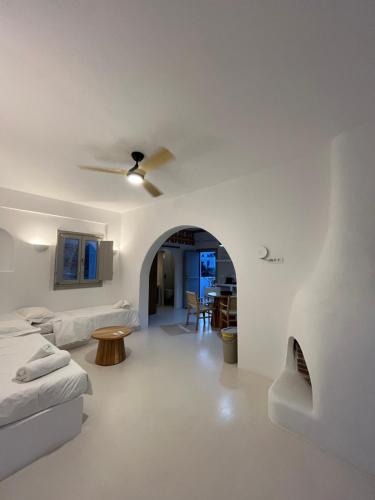 Ios Town Apartment | Ios Alcyon Blue Suites