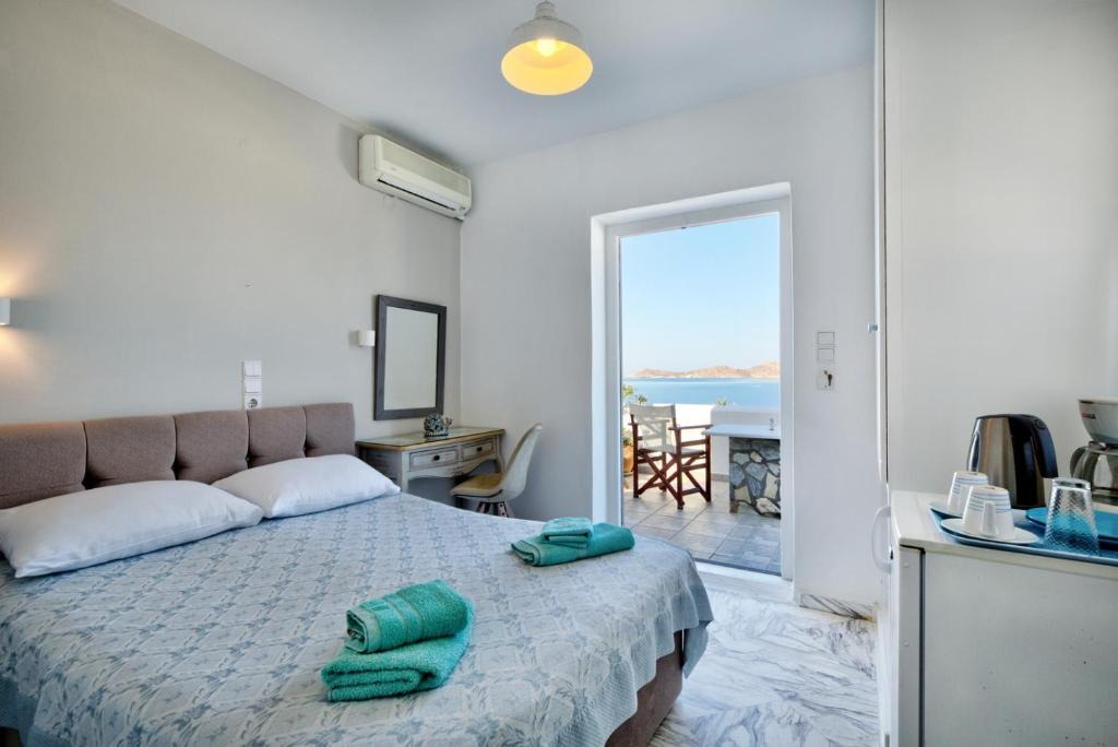 Naousa Apartment | Irene Rooms Naousa Parou