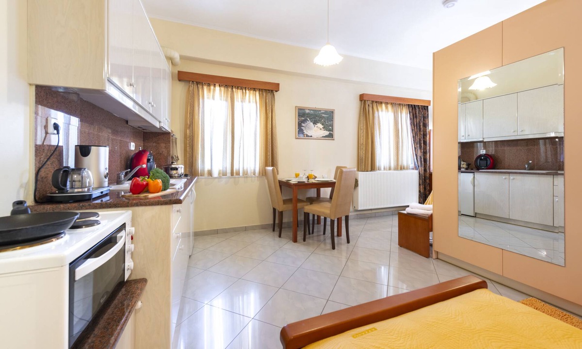 Trifylia Hotel | Irida Resort