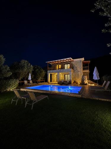 Frinion Villa | Iris Villas Complex