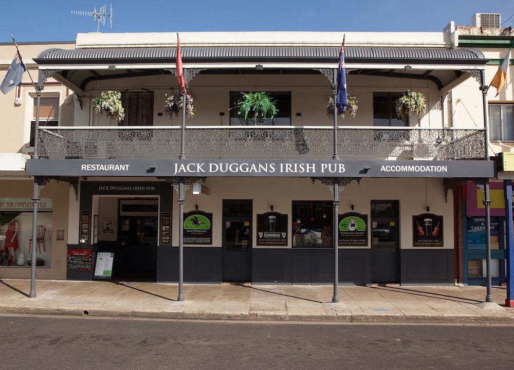 Bathurst Hotel | Jack Duggans Irish Pub