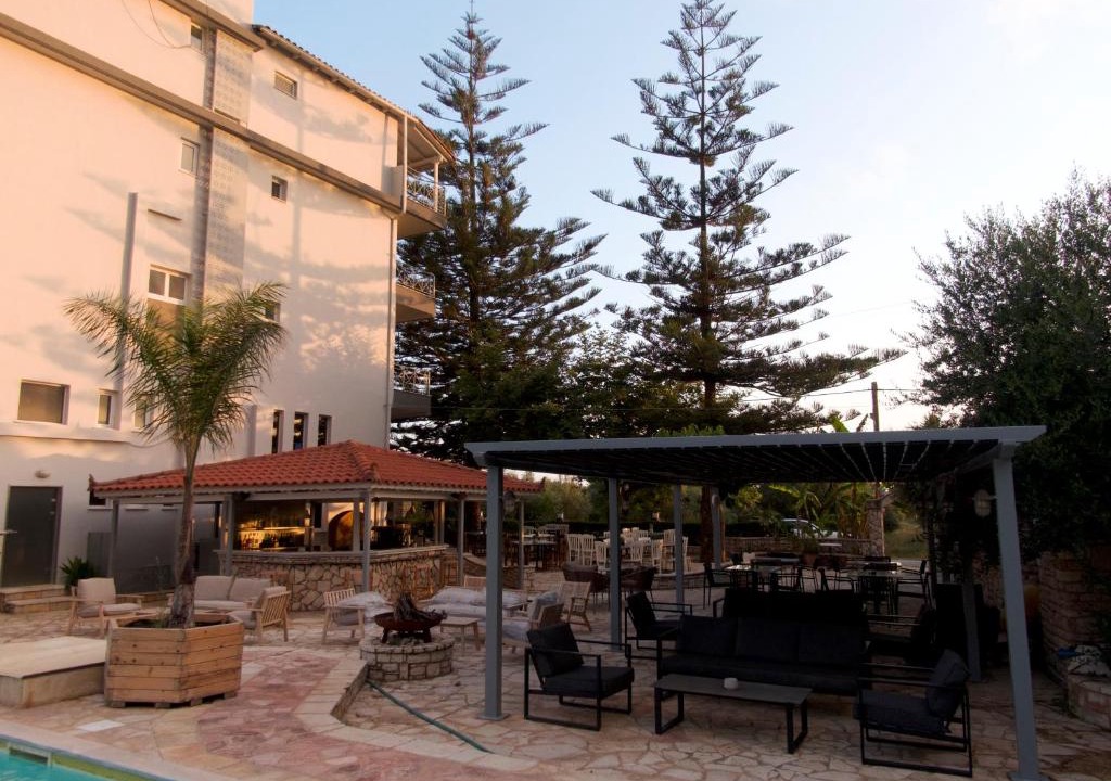 Zakharo Apartment | Kaiafas Lake Hotel