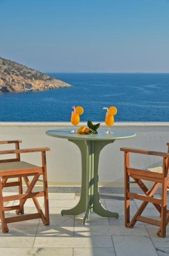 Naxos Apartment | Kalados -Beachfront Studios & Restaurant -