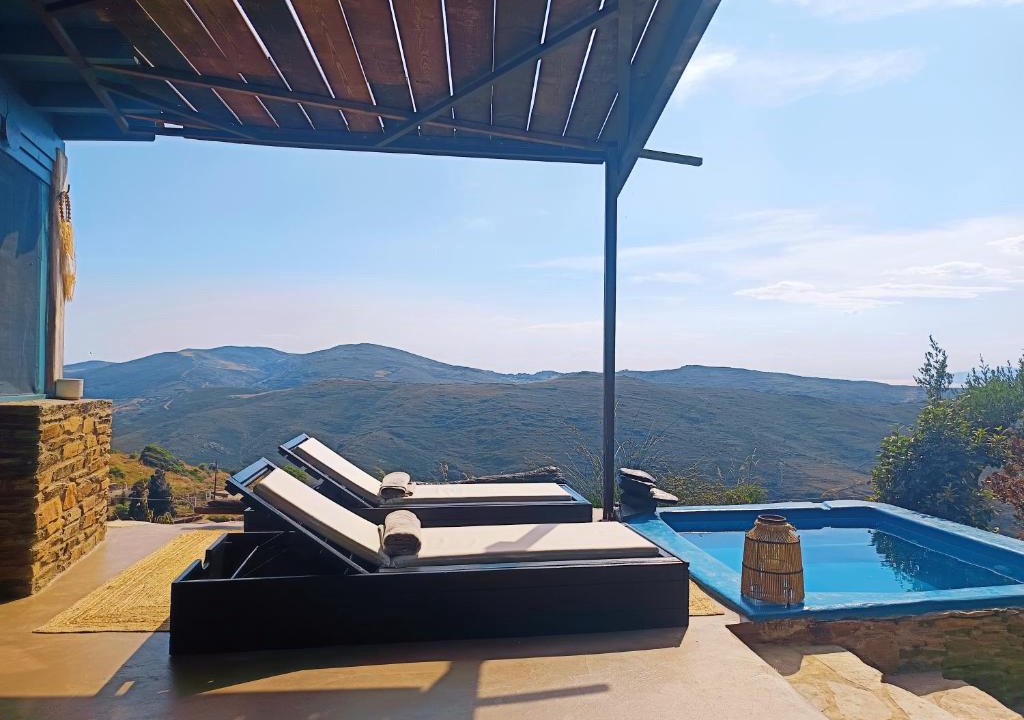 Andros House | Kalliberry Cycladic hidden gem with outdoor bathtub