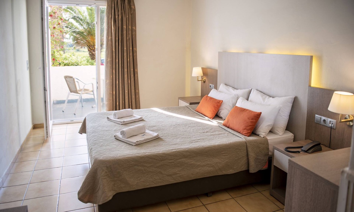 Skala Kallonis Hotel | Kalloni Bay
