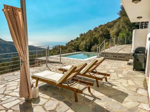Livadia House | Kampos View - Quiet House at the end of the Road, private pool