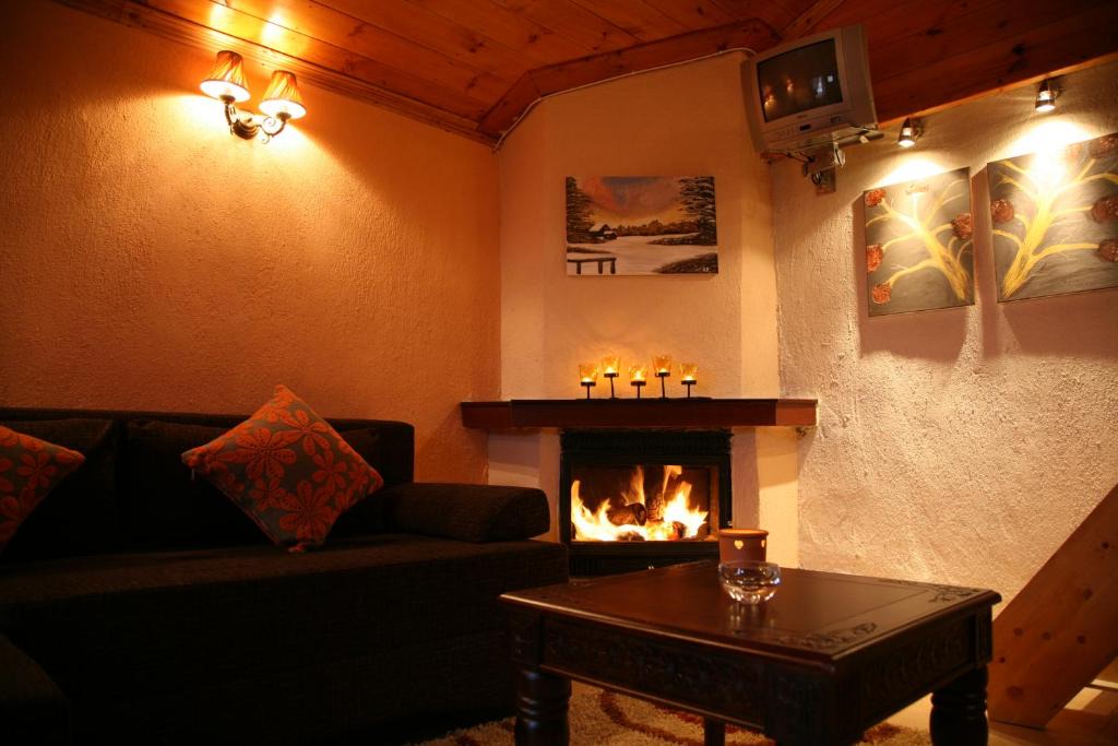 Aghios Athanasios House | Karavitis Guesthouse