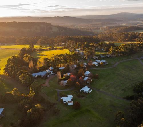 Shadforth Ski Chalet | Karri Mia Chalets and Studios