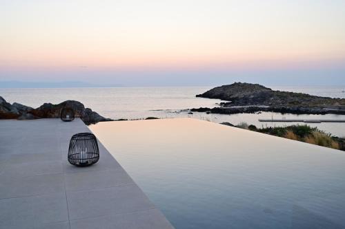Stavros Apartment | Kavos Hotel & Suites